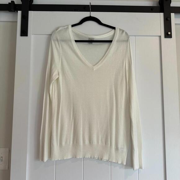 A NEW DAY Ivory V-Neck‎ Sweater Size Large - Picture 1 of 6
